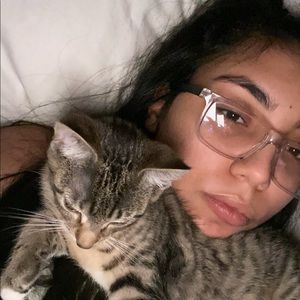 Meet your Posher, Giselle